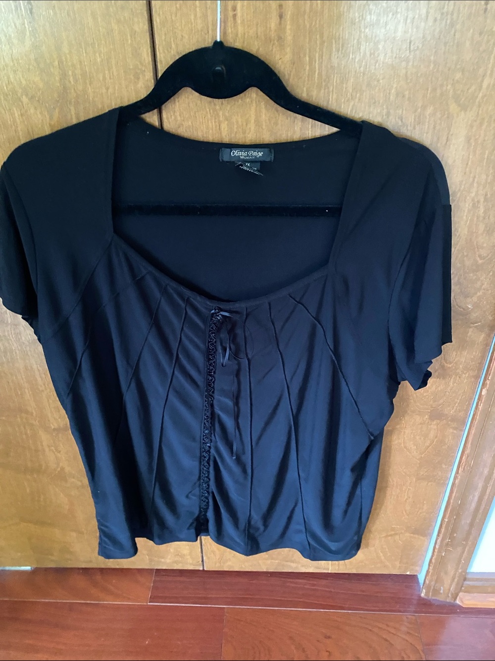 Olivia Paige Black Scoop-Neck Short Sleeve Blouse